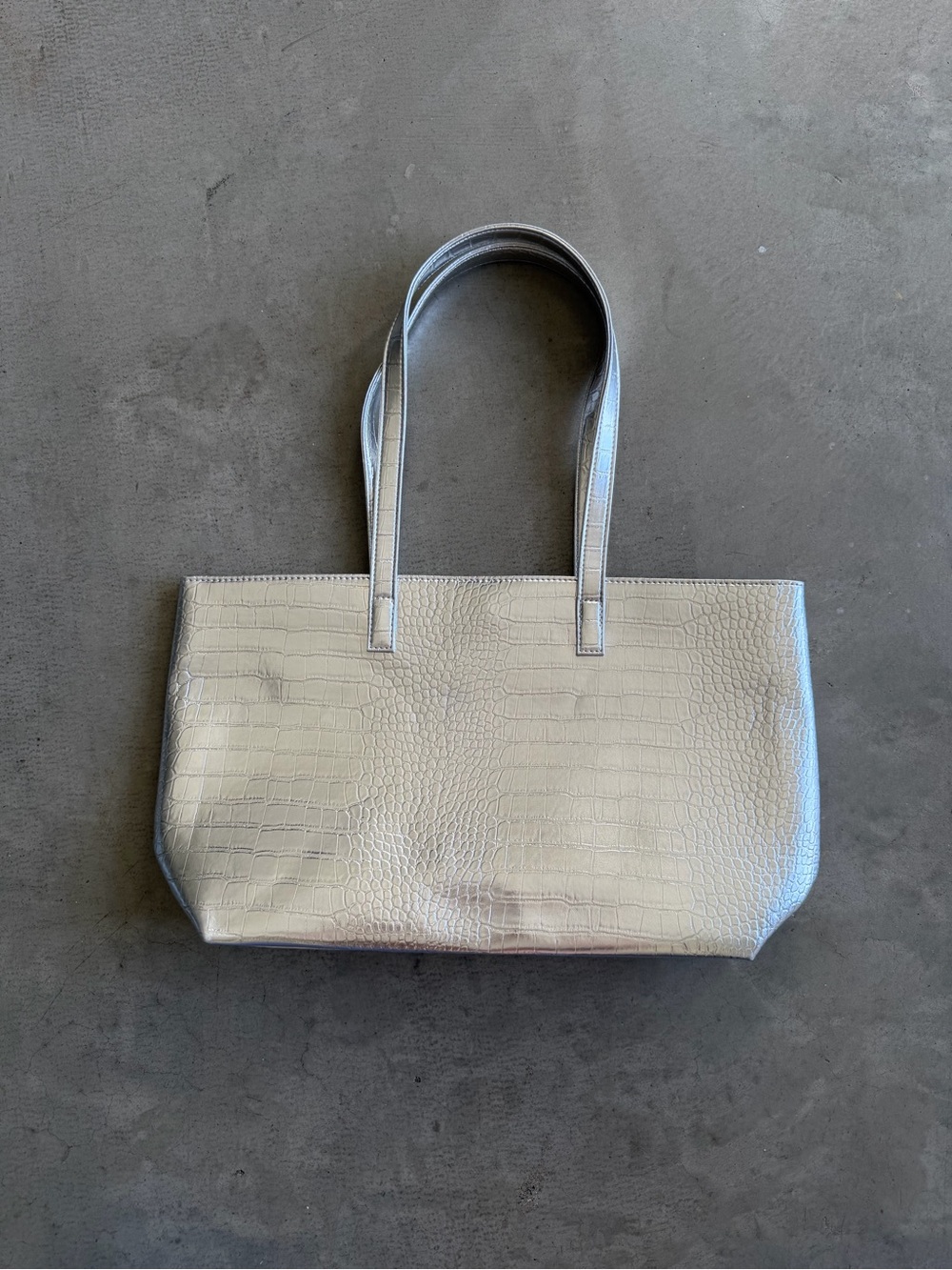 IPSY / Shine On Mega Tote / Silver Croc Embossed